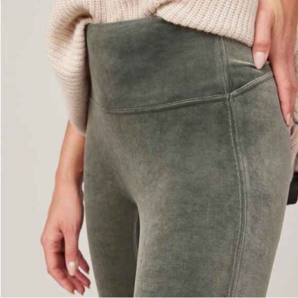 SPANX Green Velvet High Rise Leggings S - Picture 3 of 7